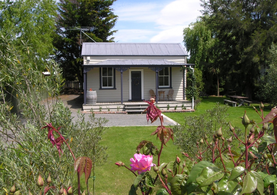 Honey Bee Cottage (7 Day Weather Forecast For Martinborough)