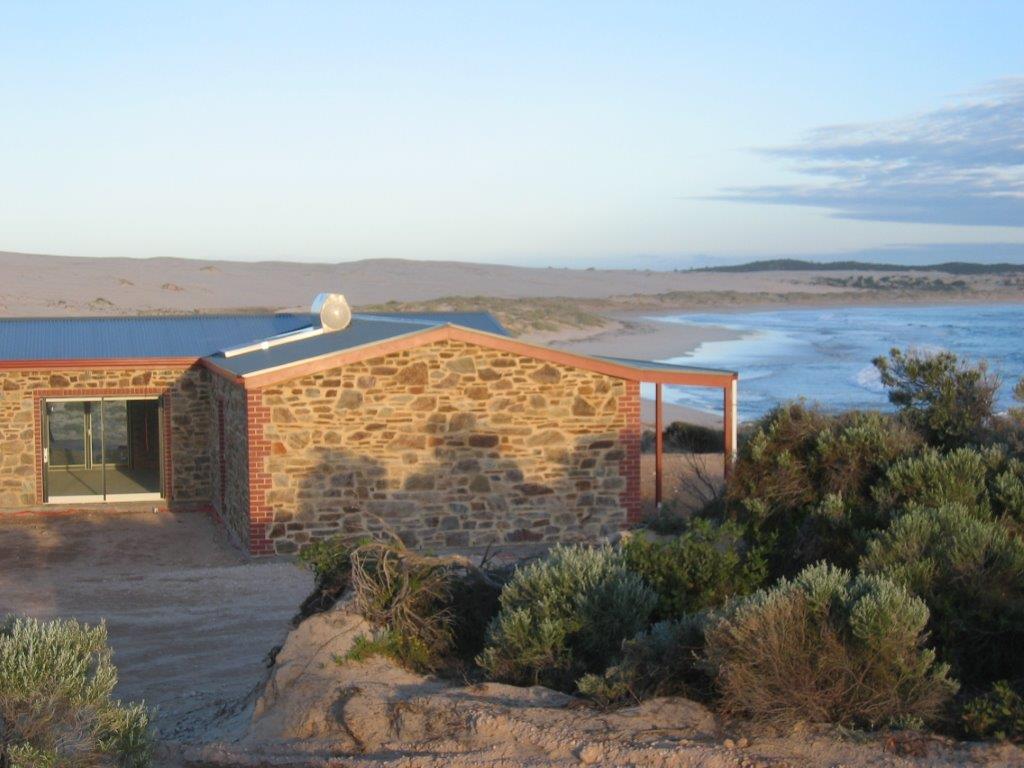 Secluded beachfront house (7 Day Weather Forecast For Sceale Bay)