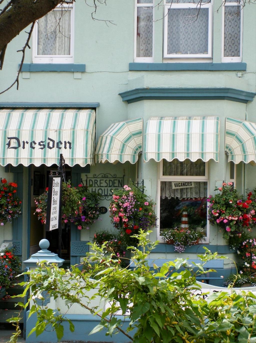 Dresden House (7 Day Weather Forecast For Teignmouth)